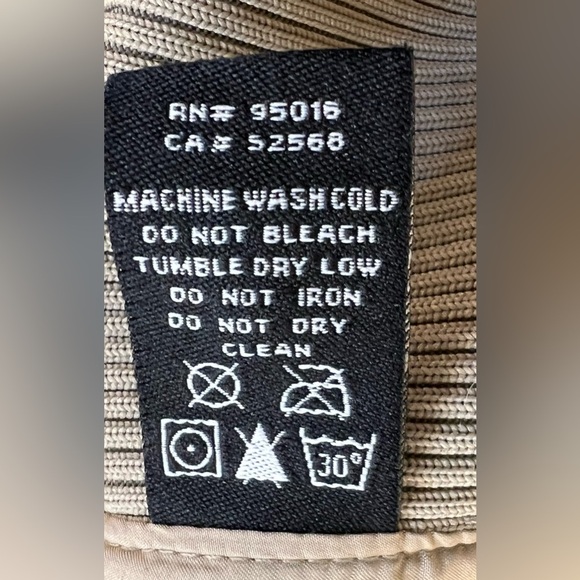 Straight Down Quilted Vest - Picture 8 of 10